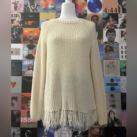H&M Cream Fringe Sweater - New Without Tags🍦🍂 - Picture 2 of 3